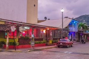 Vida Nocturna en Ixtapa y Zihuatanejo