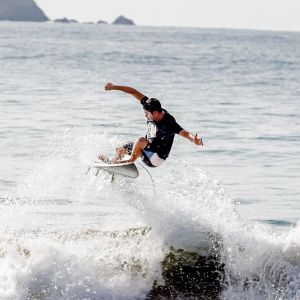   Karma Surfer 2026
