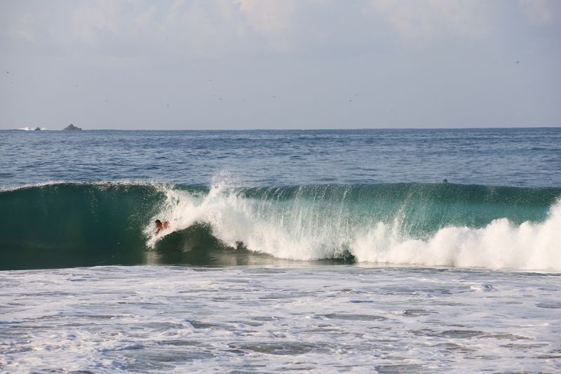 Olas de las escolleras
